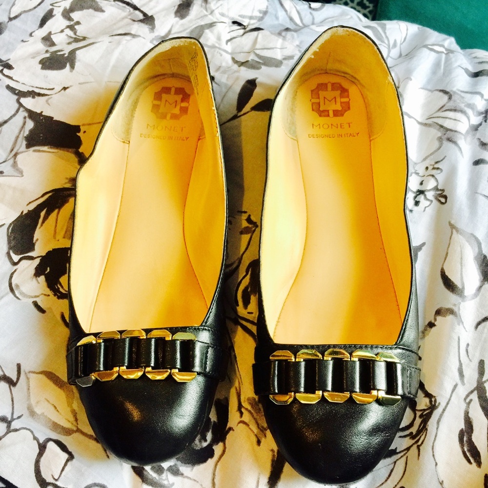 Monet Round Toe Black Flats with Gold Detailing